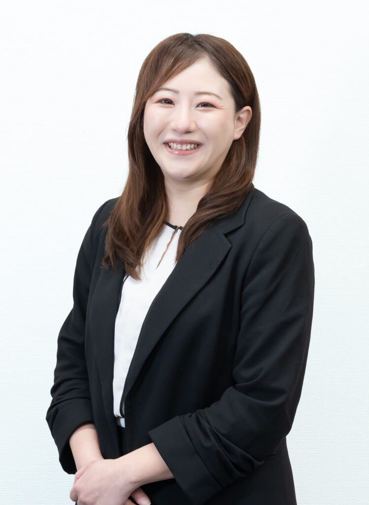 小山　菜穂子
